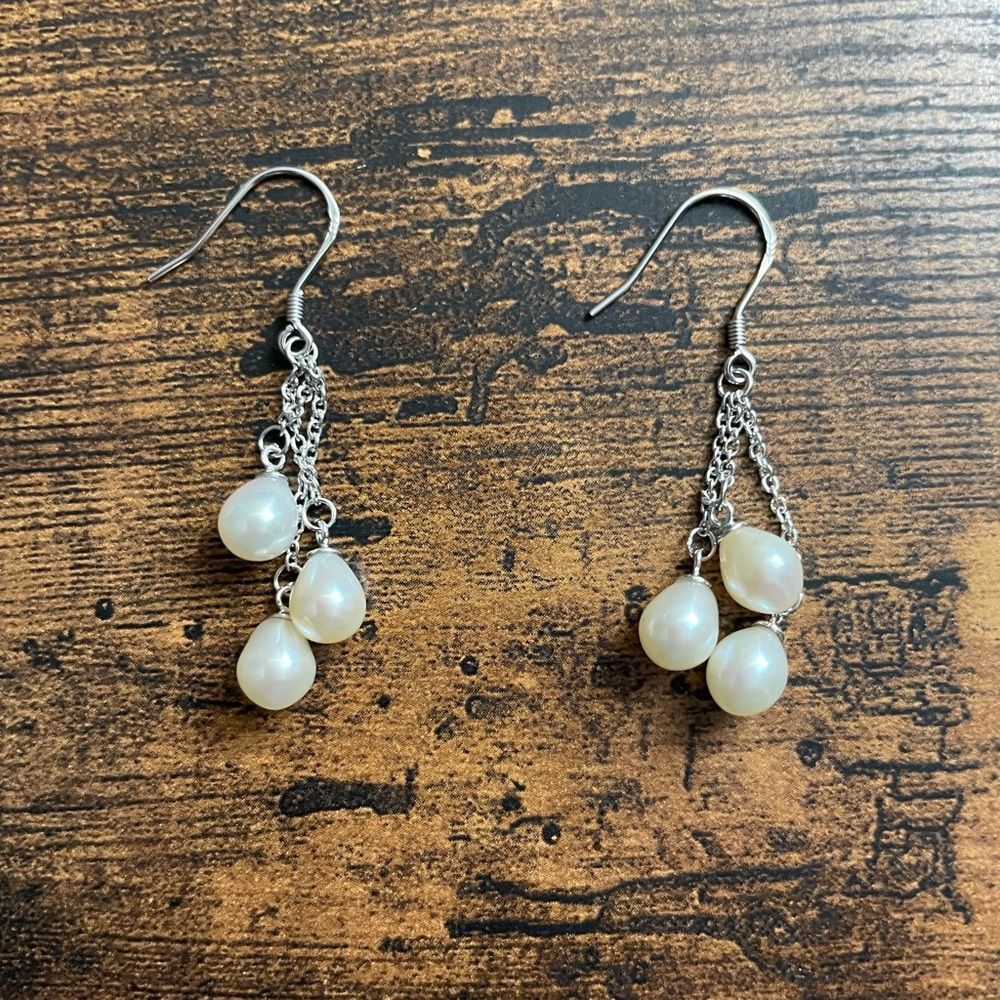 Pearl earrings